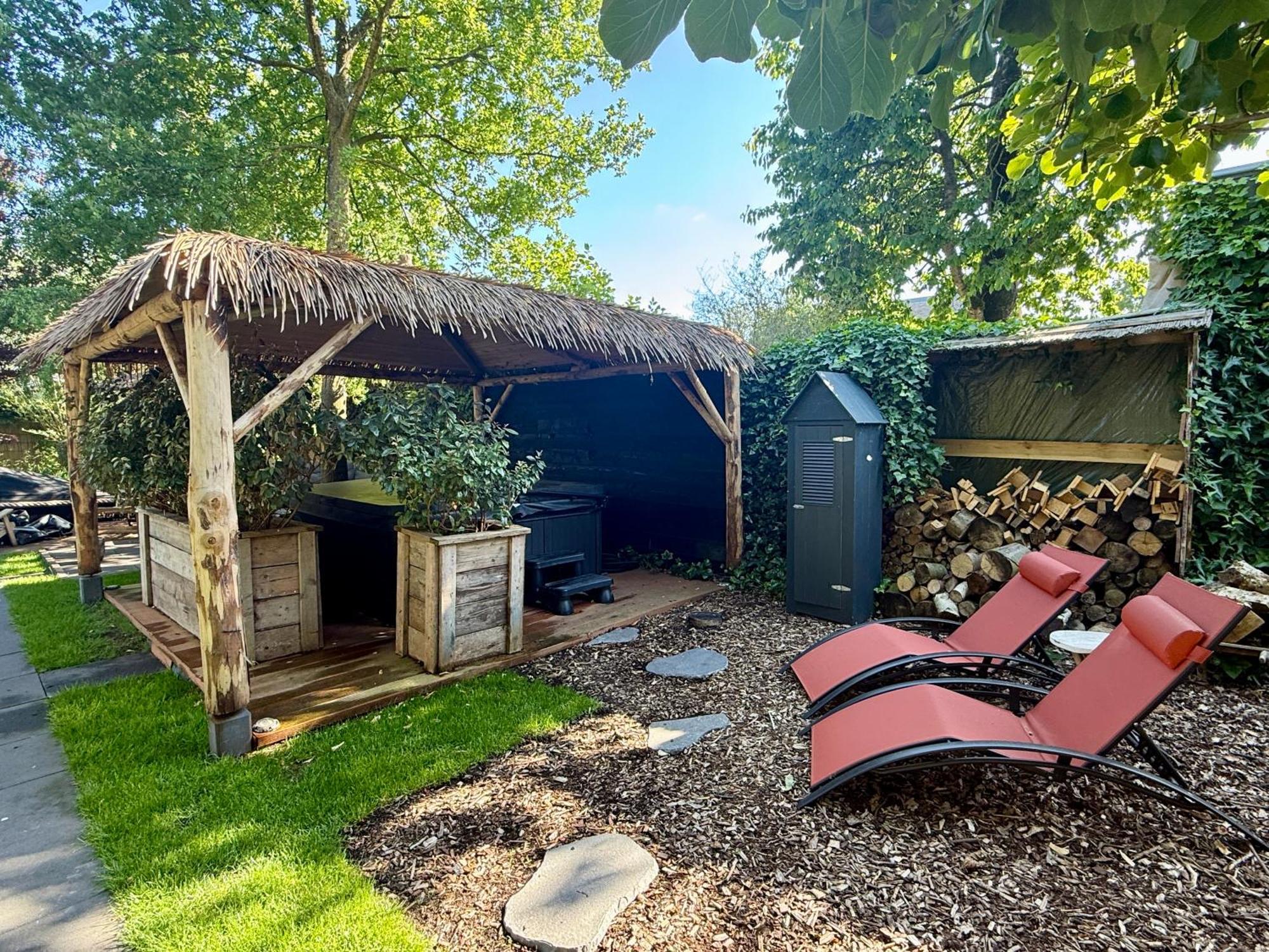 Casa Aan De Plas, B&B Met Sauna En Hottub Of Jacuzzi Nieuwkoop Exterior photo